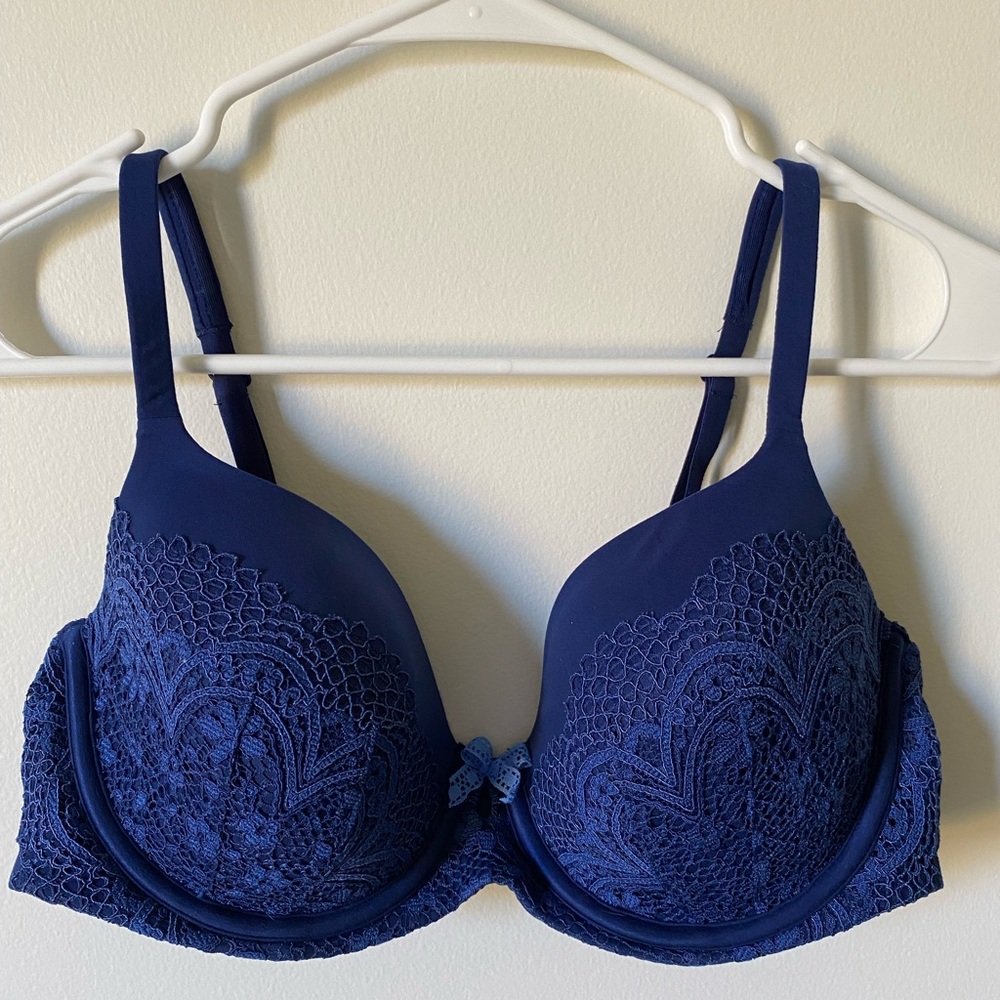 Victoria’s Secret Demi Bra